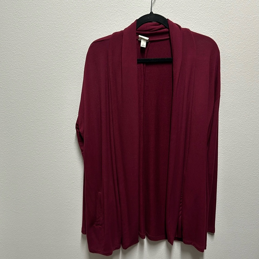 Excellent condition A New Day cardigan w/ pockets. Size L.